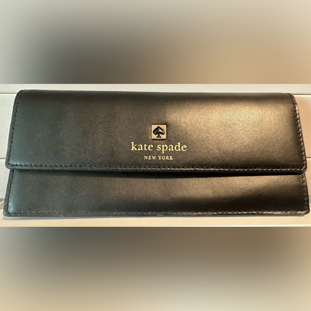 Black Kate Spade Wallet